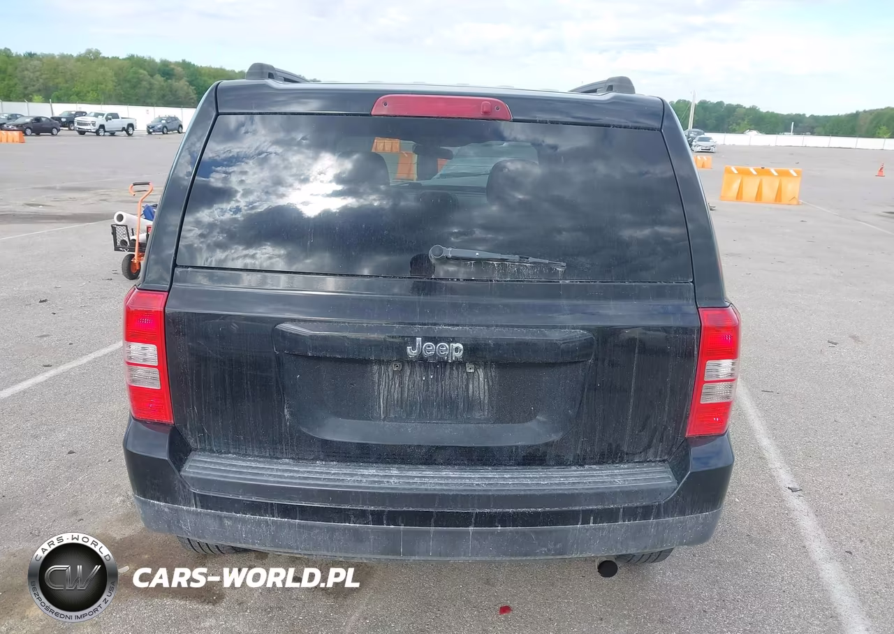 2015 Jeep Patriot Sport VIN:1C4NJPBB6FD145975 - 17