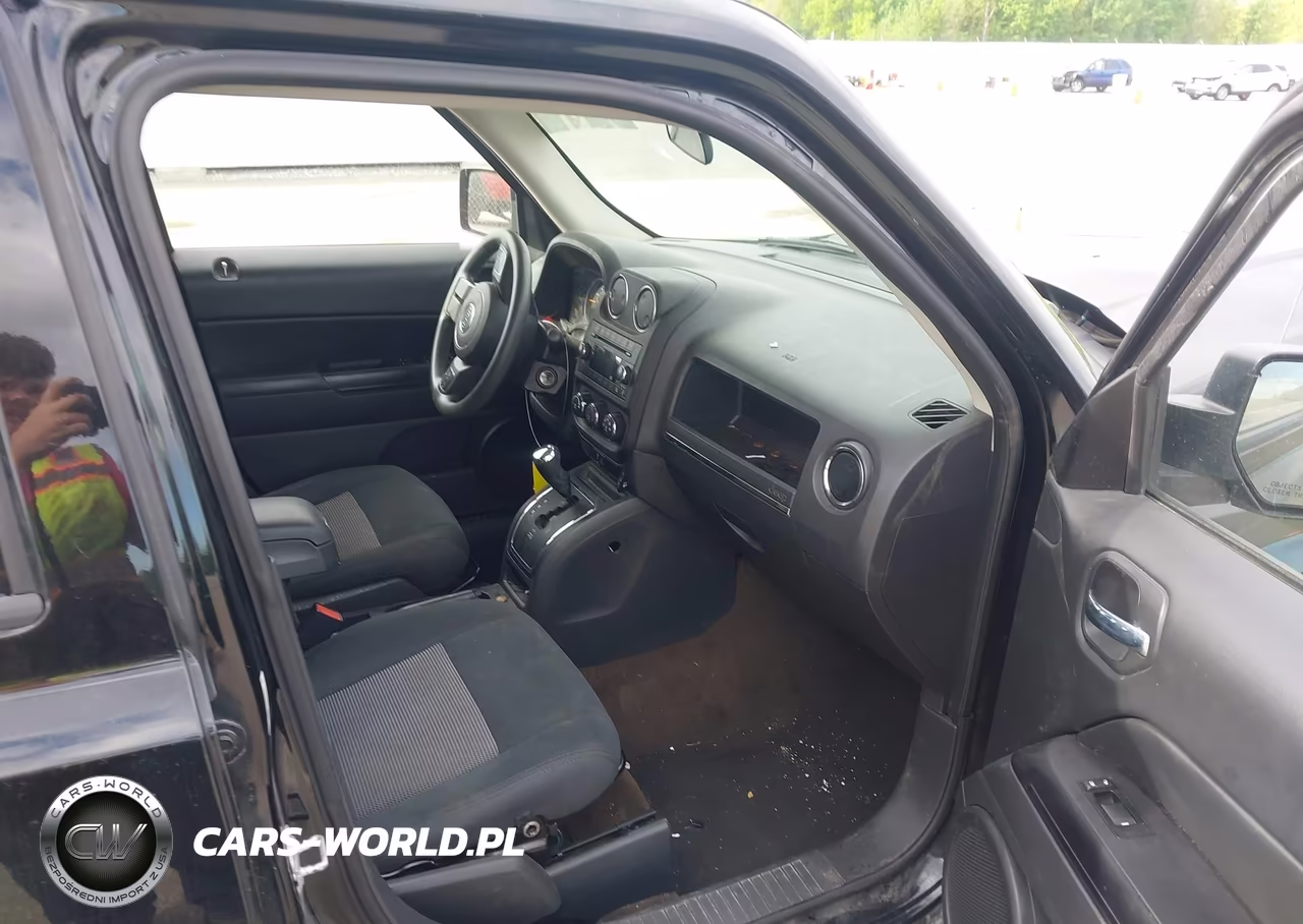 2015 Jeep Patriot Sport VIN:1C4NJPBB6FD145975 - 5