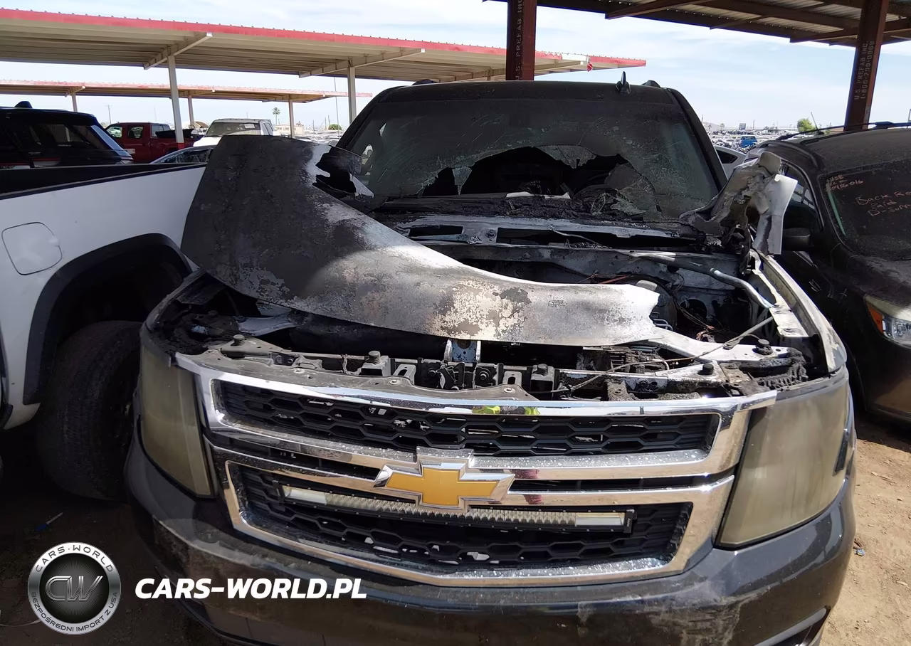 2019 Chevrolet Tahoe Ls VIN:1GNSCAKC8KR151882 - 12