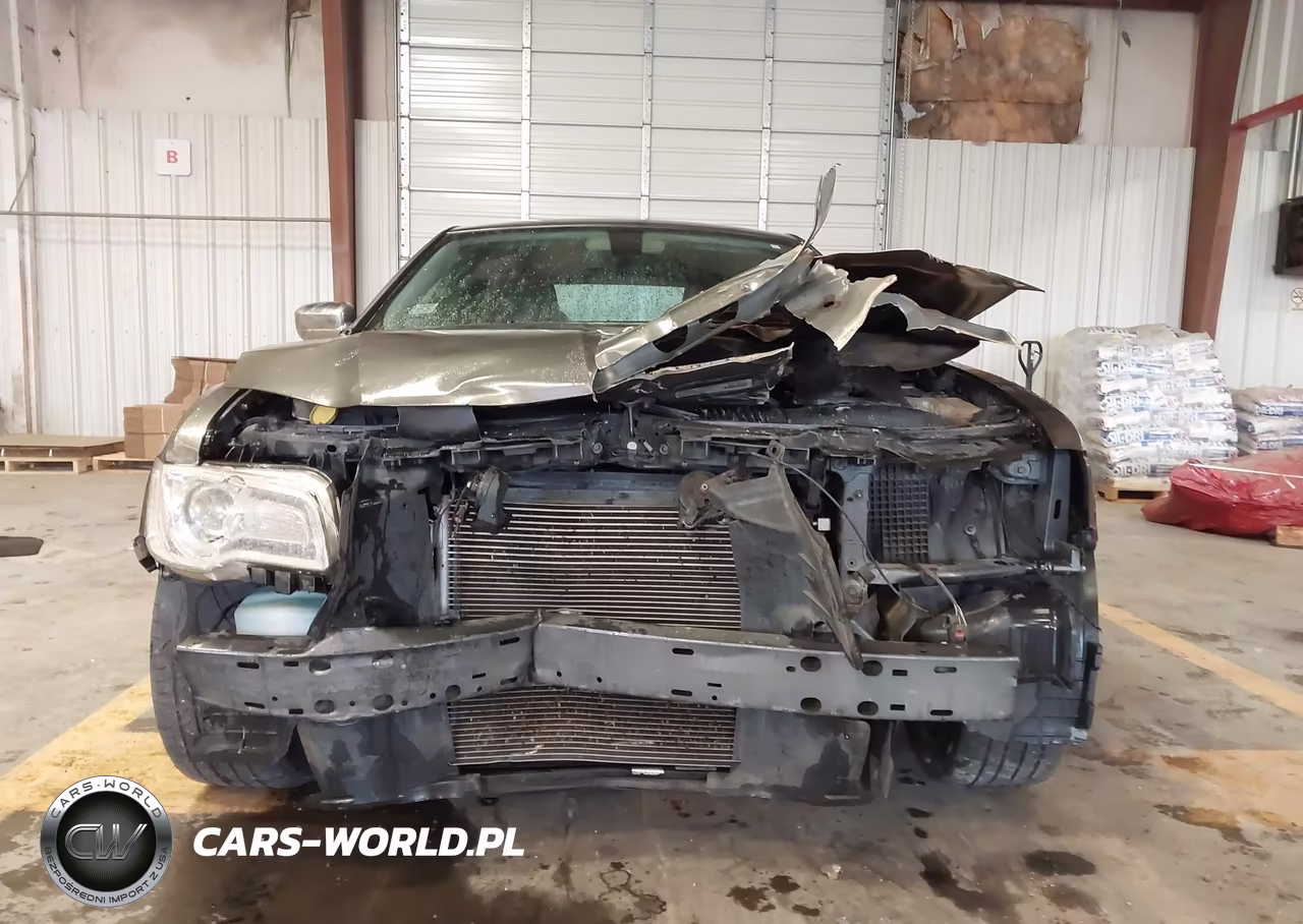 2019 Chrysler 300 Limited VIN:2C3CCAEG2KH536533 - 6