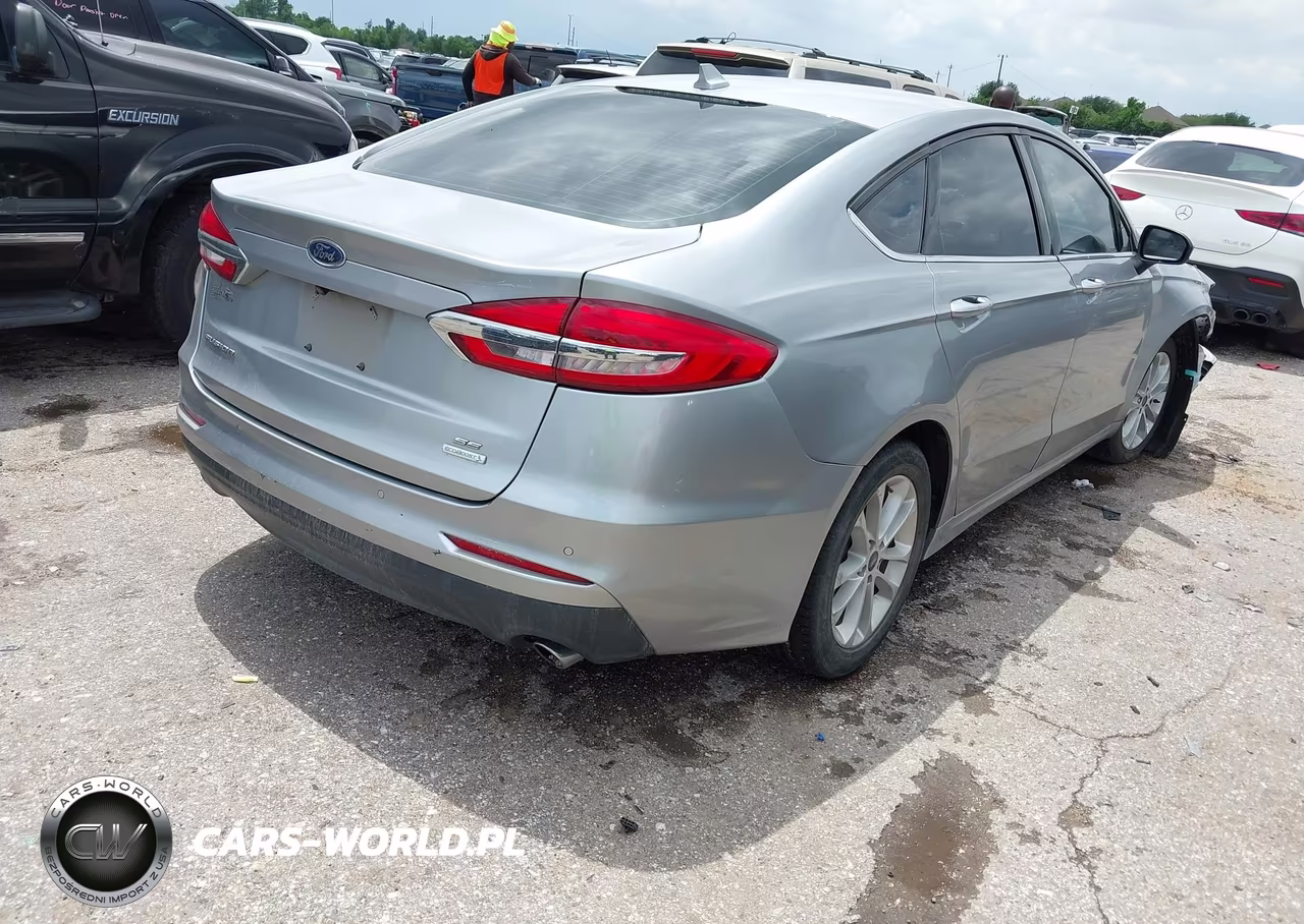 2020 Ford Fusion Se VIN:3FA6P0HD4LR223682 - 4