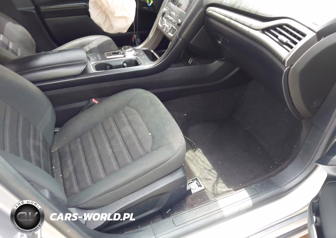 2020 Ford Fusion Se VIN:3FA6P0HD4LR223682 - 5