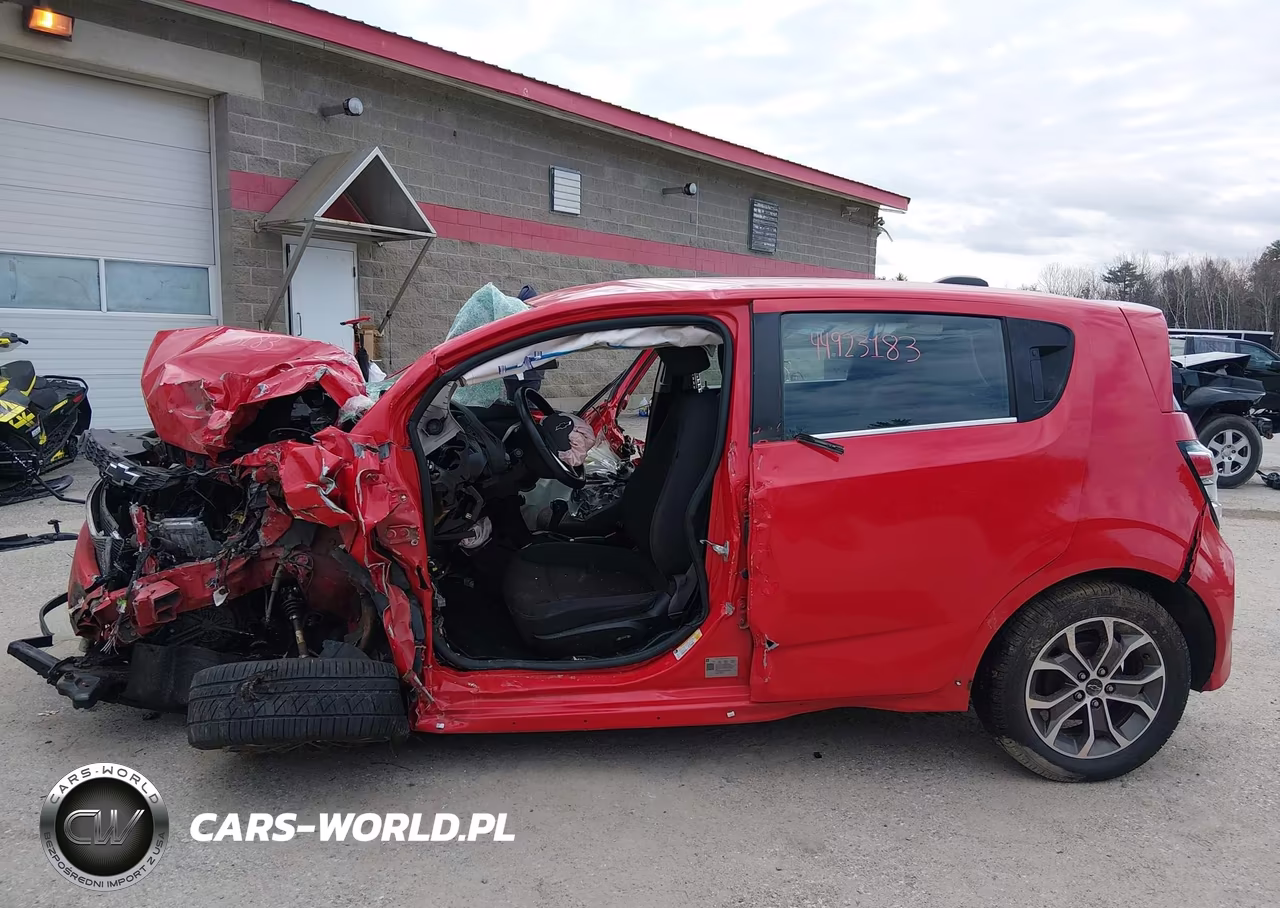 2018 Chevrolet Sonic Lt Auto VIN:1G1JD6SH8J4125135 - 14