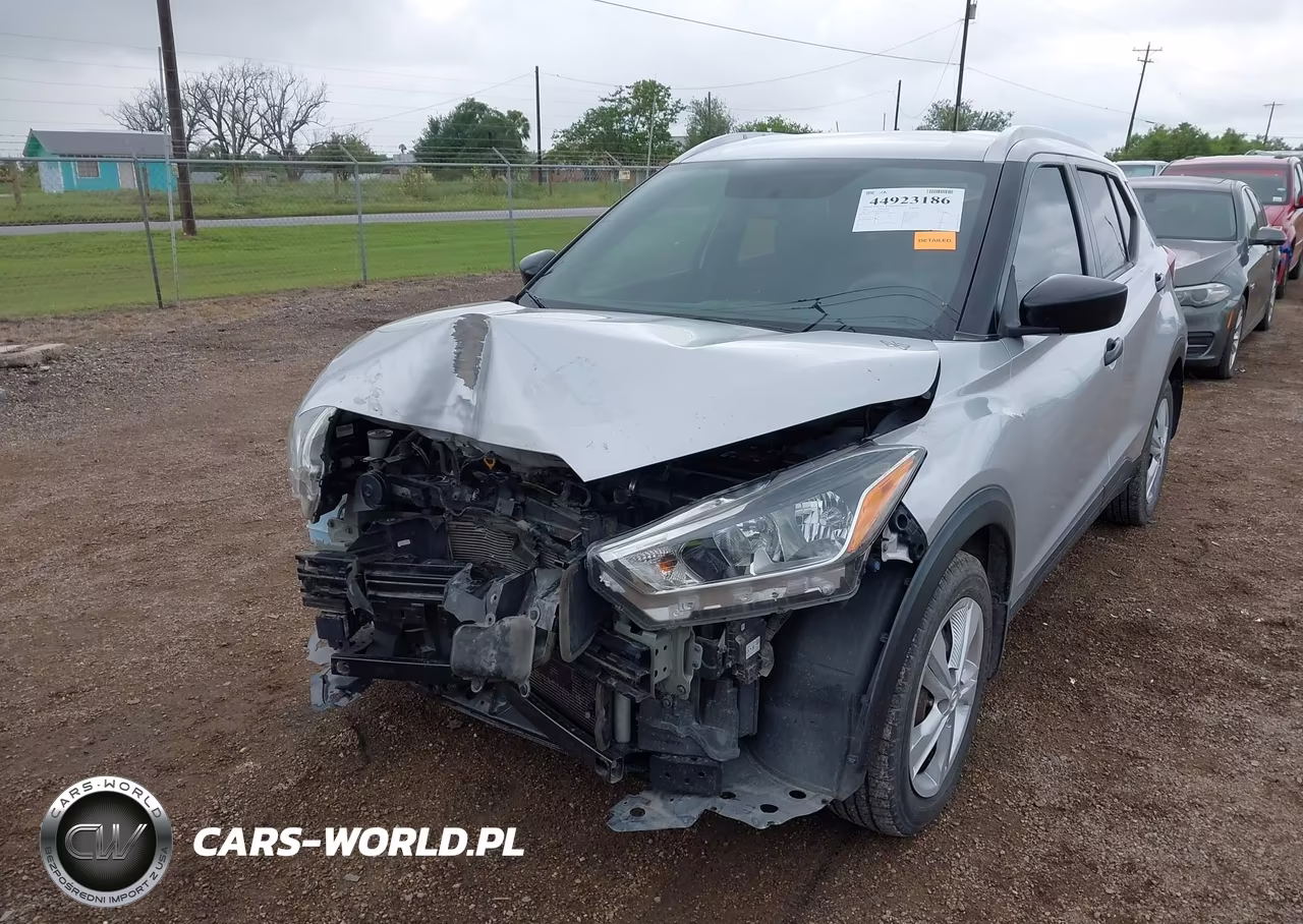 2019 Nissan Kicks S VIN:3N1CP5CU5KL559783 - 6