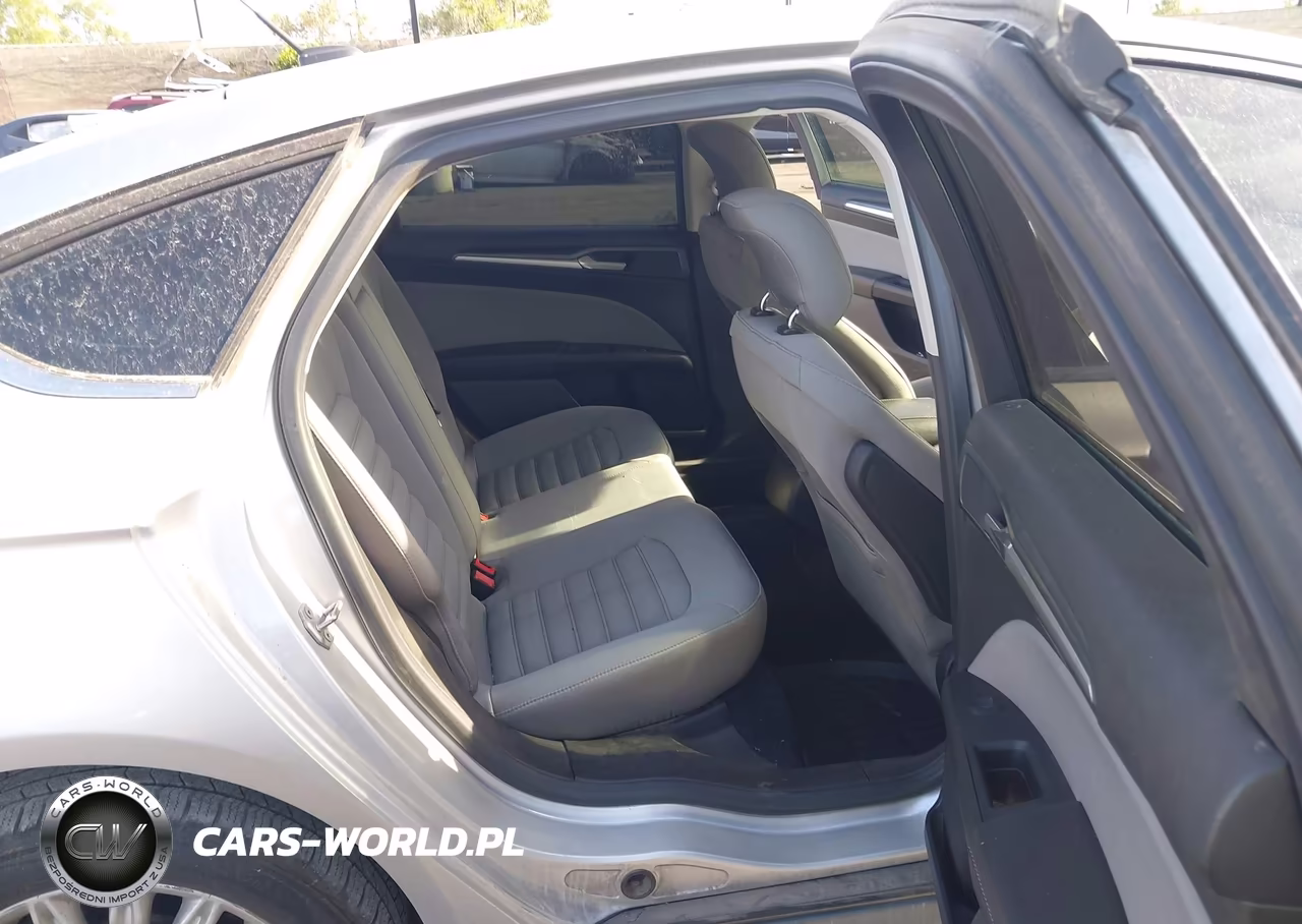 2014 Ford Fusion Hybrid S VIN:3FA6P0UU8ER131158 - 8
