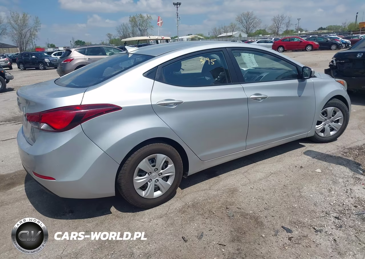 2016 Hyundai Elantra Se VIN:5NPDH4AEXGH740700 - 4