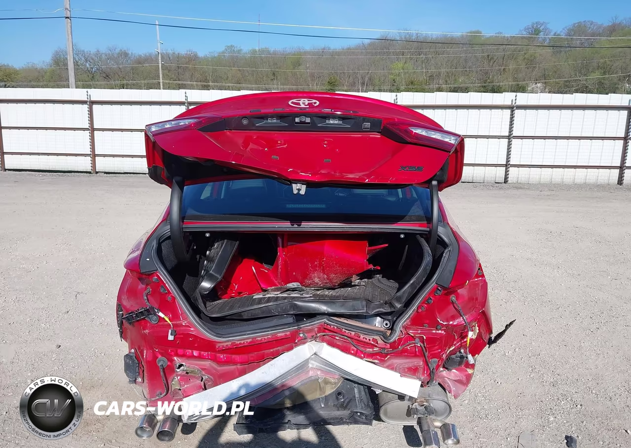 2020 Toyota Camry Xse VIN:4T1K61AK6LU305914 - 17