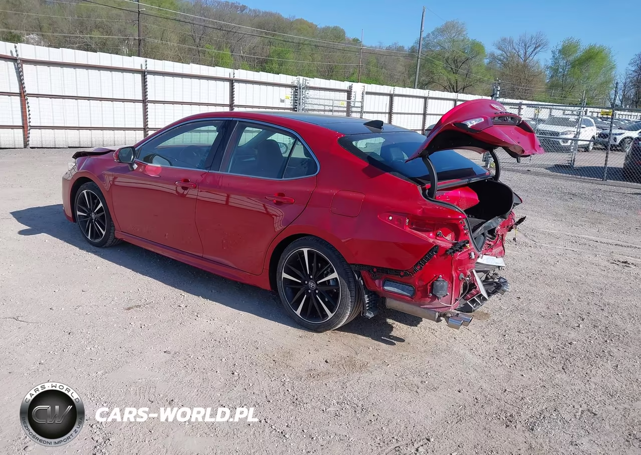 2020 Toyota Camry Xse VIN:4T1K61AK6LU305914 - 3