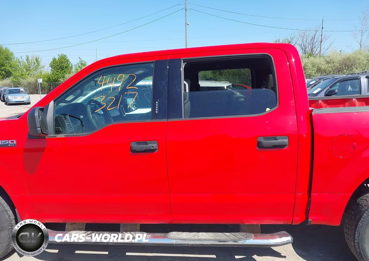 2019 Ford F-150 Xlt VIN:1FTEW1E44KFA67173 - 14