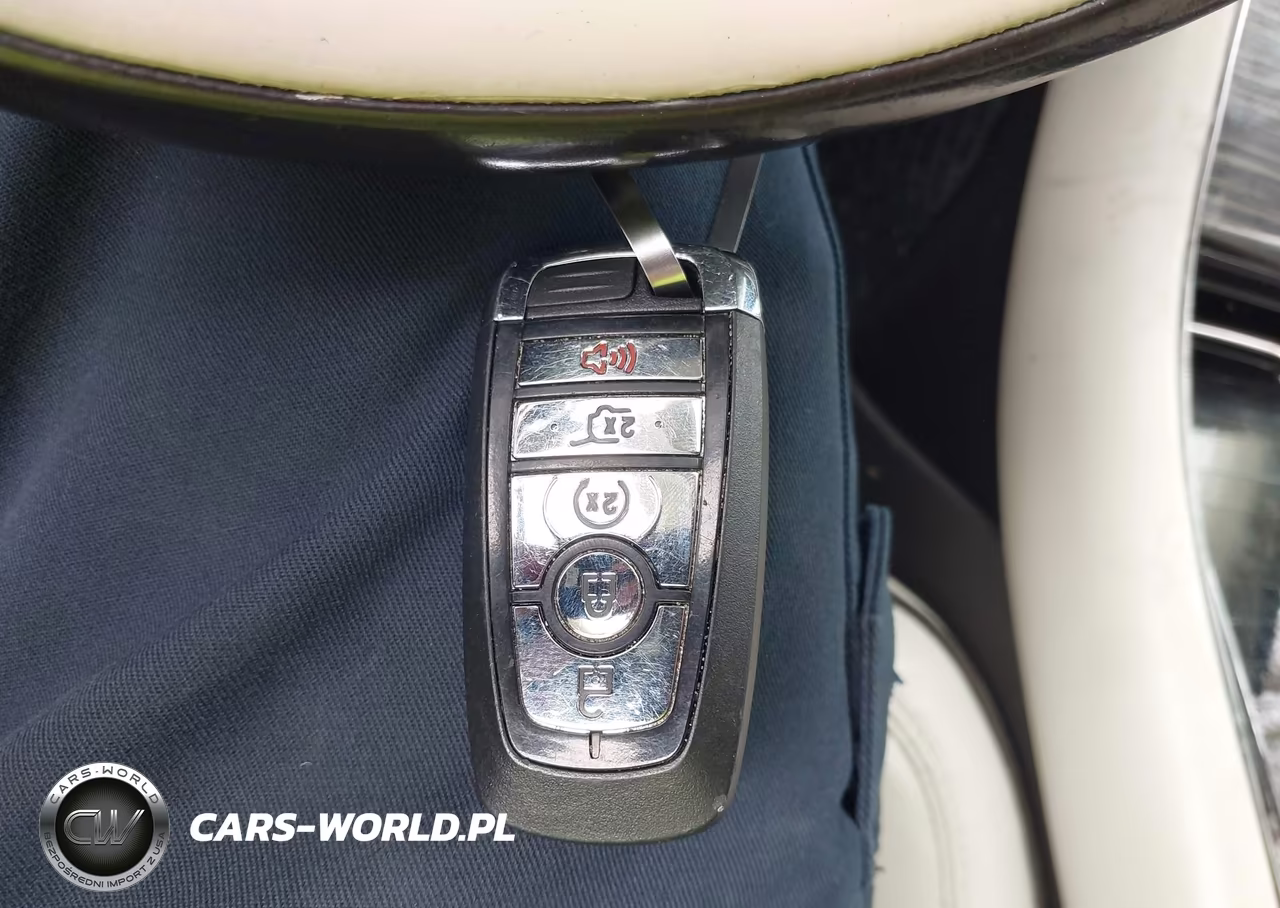 2020 Lincoln Aviator Black Label VIN:5LM5J9XC0LGL09298 - 11