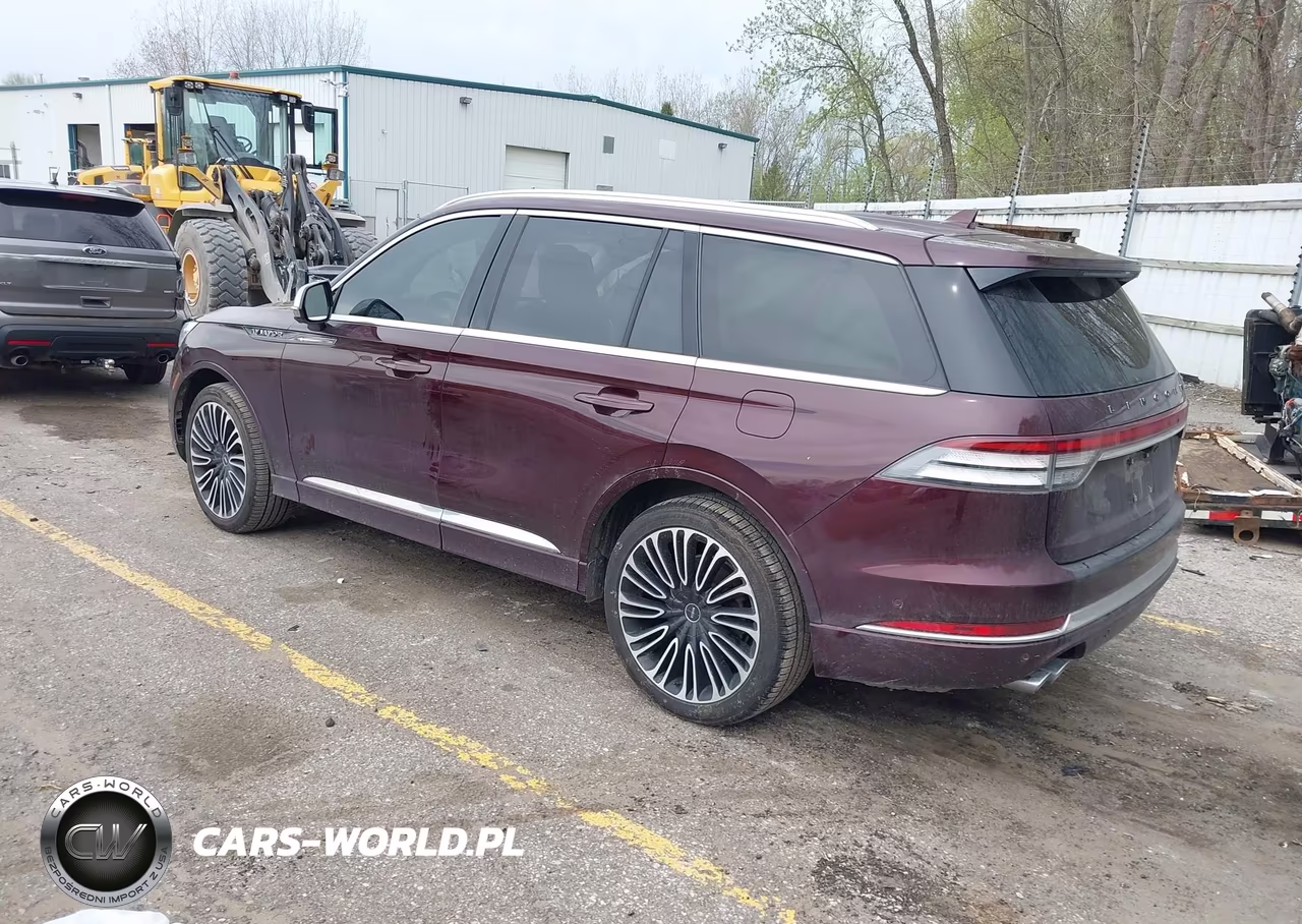 2020 Lincoln Aviator Black Label VIN:5LM5J9XC0LGL09298 - 3