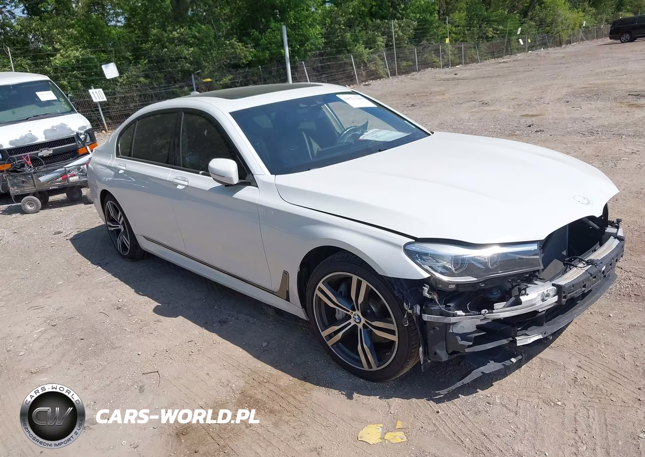 2018 BMW 740I