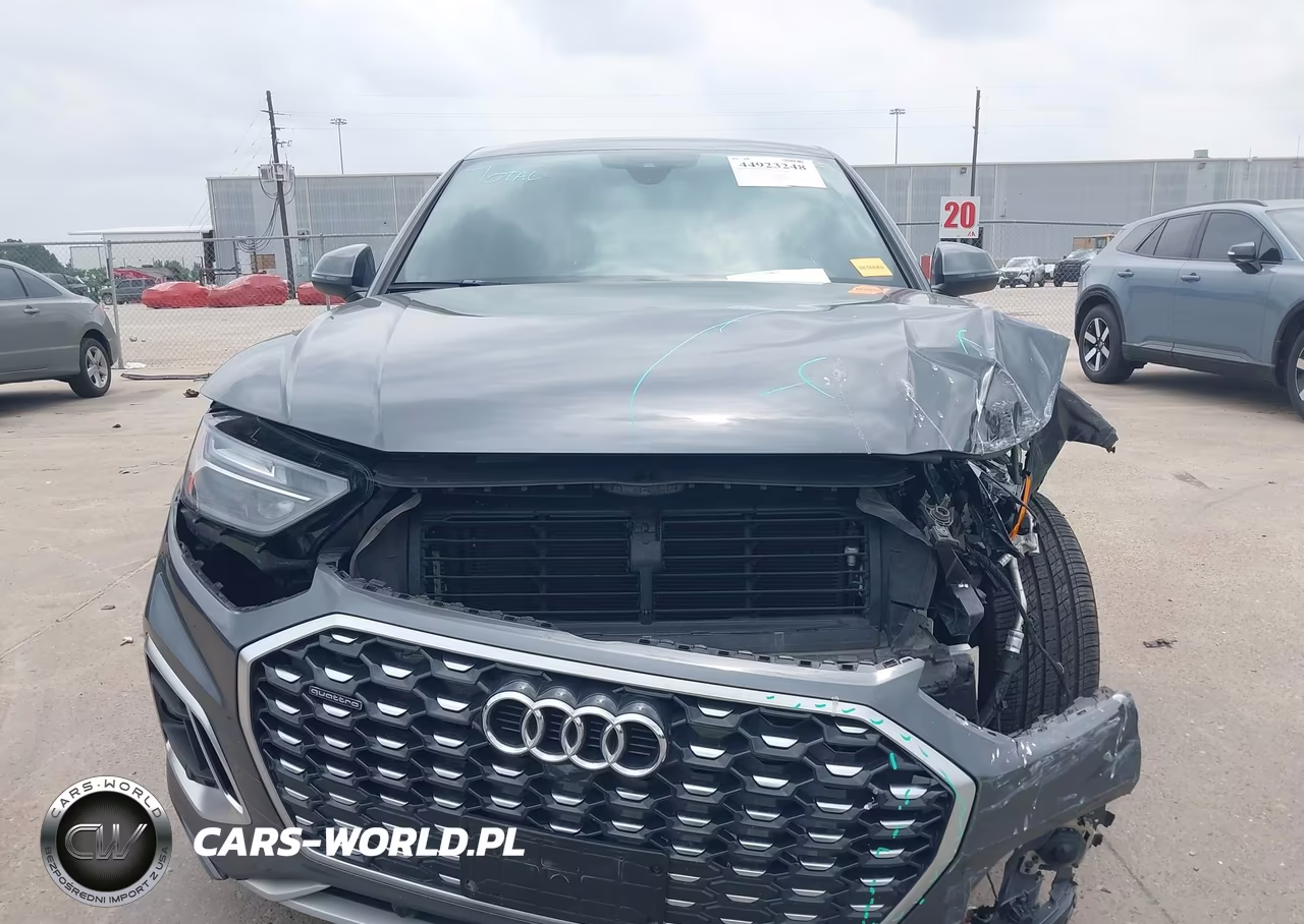 2023 Audi Q5 Sportback Premium Plus 45 Tfsi S Line Quattro S Tronic VIN:WA15AAFY0P2028752 - 12