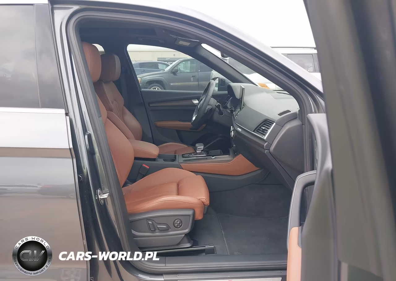 2023 Audi Q5 Sportback Premium Plus 45 Tfsi S Line Quattro S Tronic VIN:WA15AAFY0P2028752 - 5
