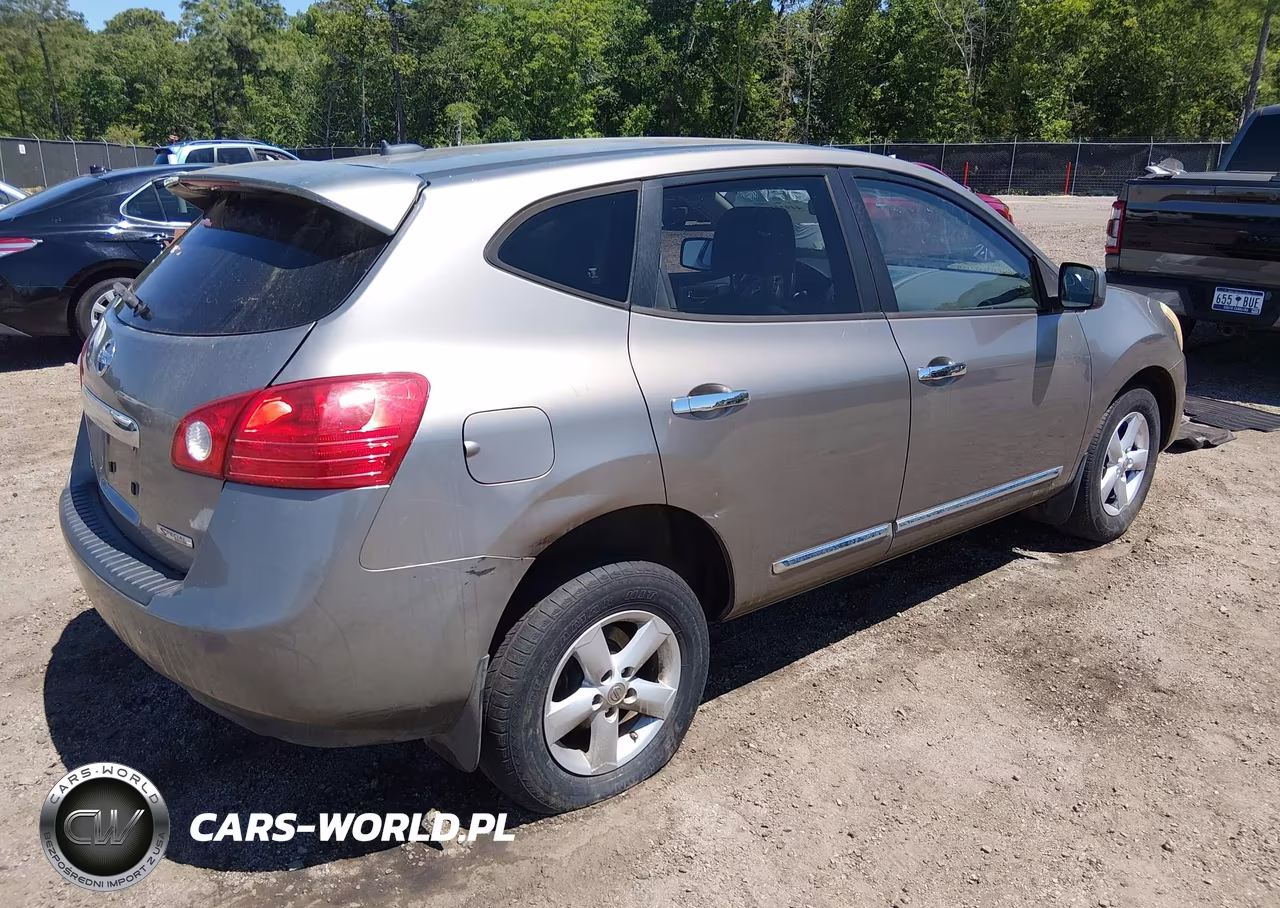 2013 Nissan Rogue S VIN:JN8AS5MTXDW001535 - 4