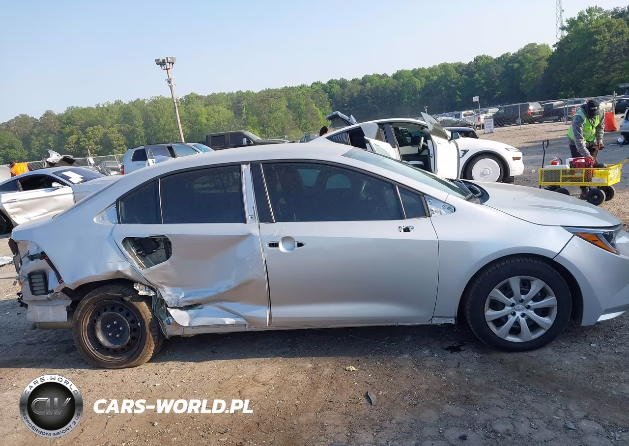 2025 Toyota Corolla Le VIN:5YFB4MDE2SP240282 - 14