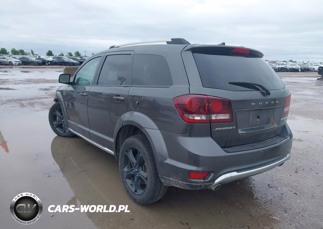 2019 Dodge Journey Crossroad VIN:3C4PDCGG9KT859598 - 3