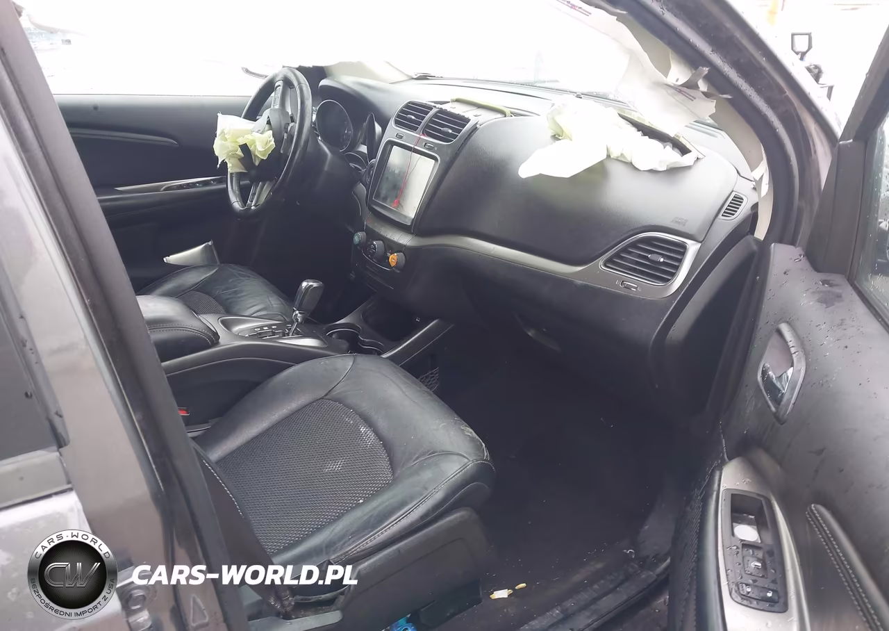 2019 Dodge Journey Crossroad VIN:3C4PDCGG9KT859598 - 5