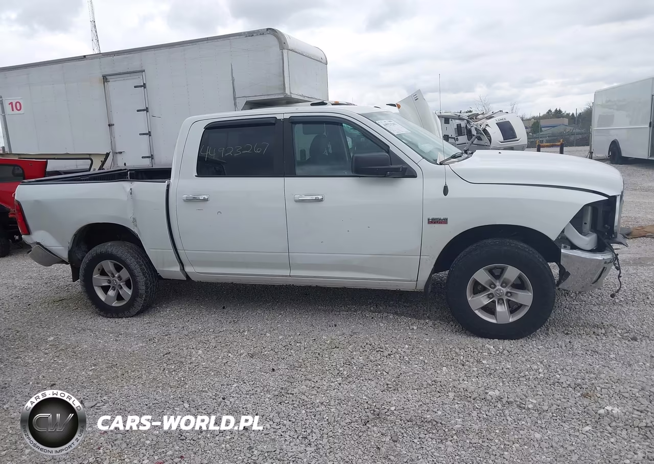 2015 Ram 1500 Big Horn VIN:3C6RR7LT4FG549787 - 13