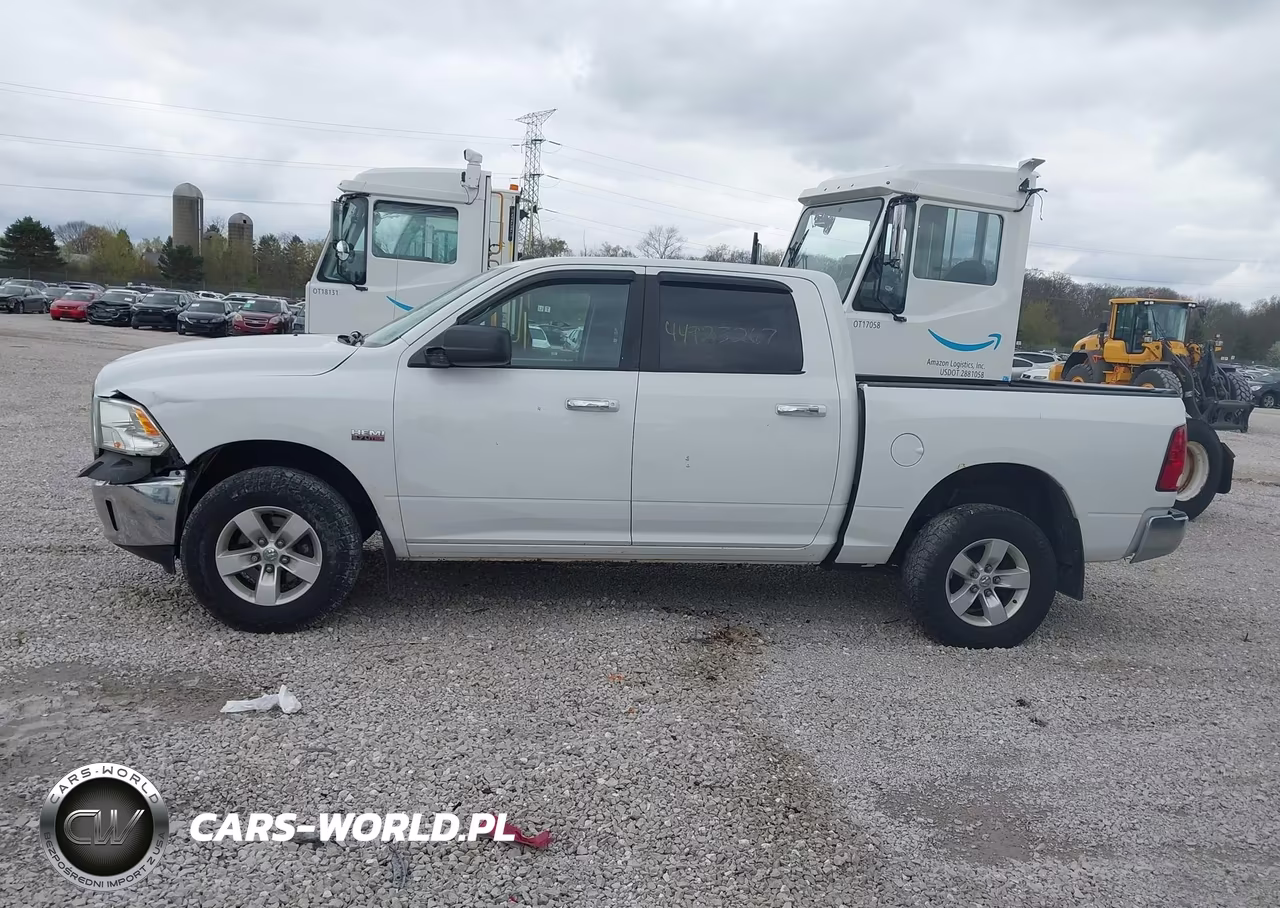 2015 Ram 1500 Big Horn VIN:3C6RR7LT4FG549787 - 14