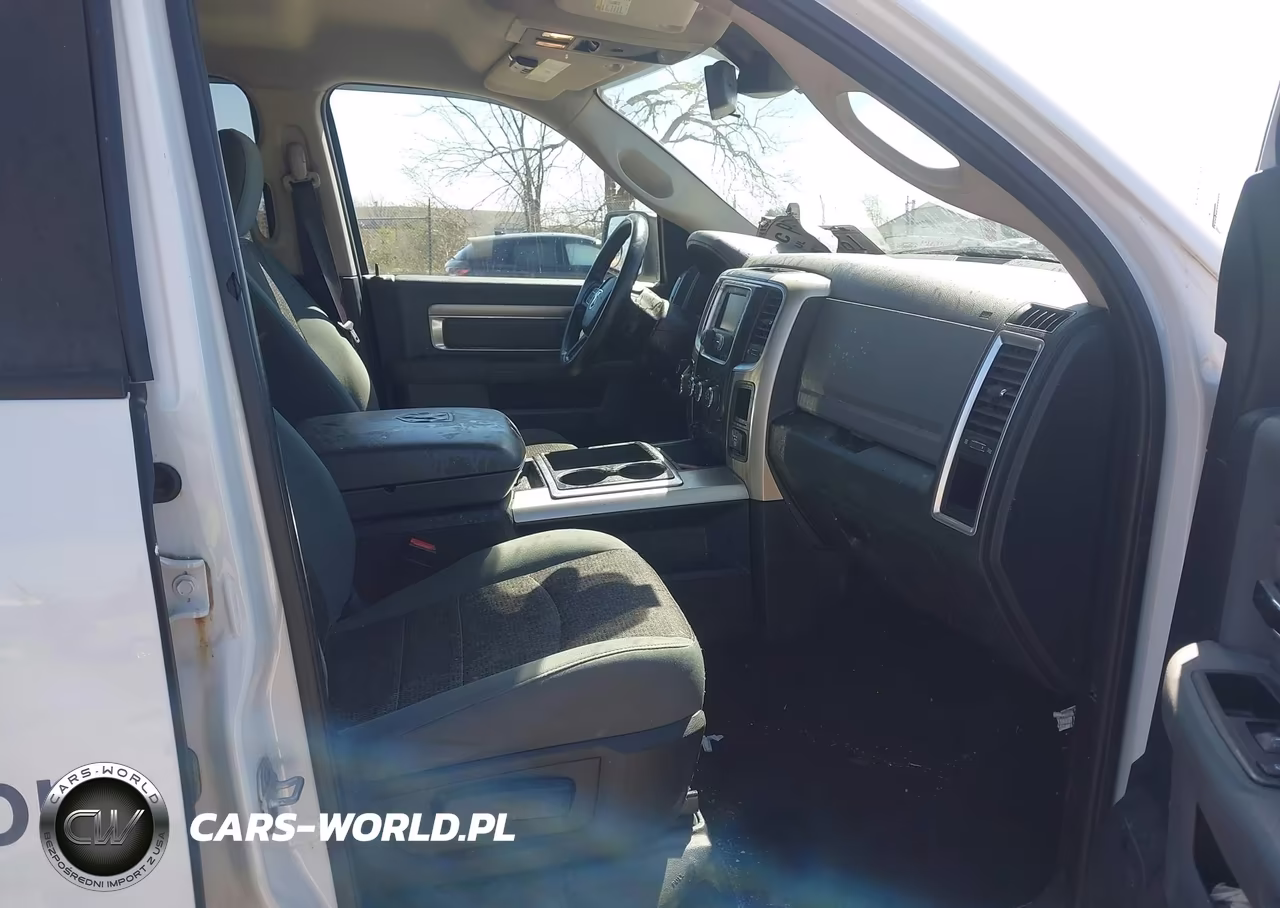 2015 Ram 1500 Big Horn VIN:3C6RR7LT4FG549787 - 5