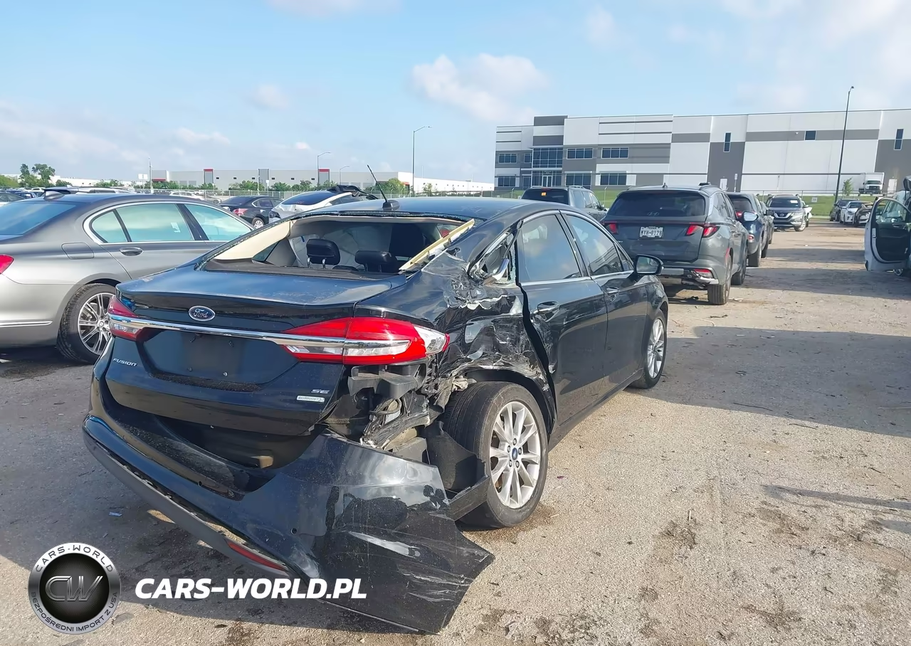 2017 Ford Fusion Se VIN:3FA6P0HD7HR228608 - 4
