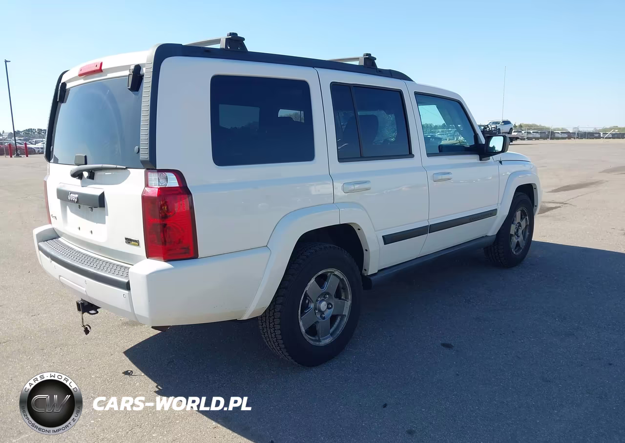2007 Jeep Commander Sport VIN:1J8HG48P97C611640 - 4