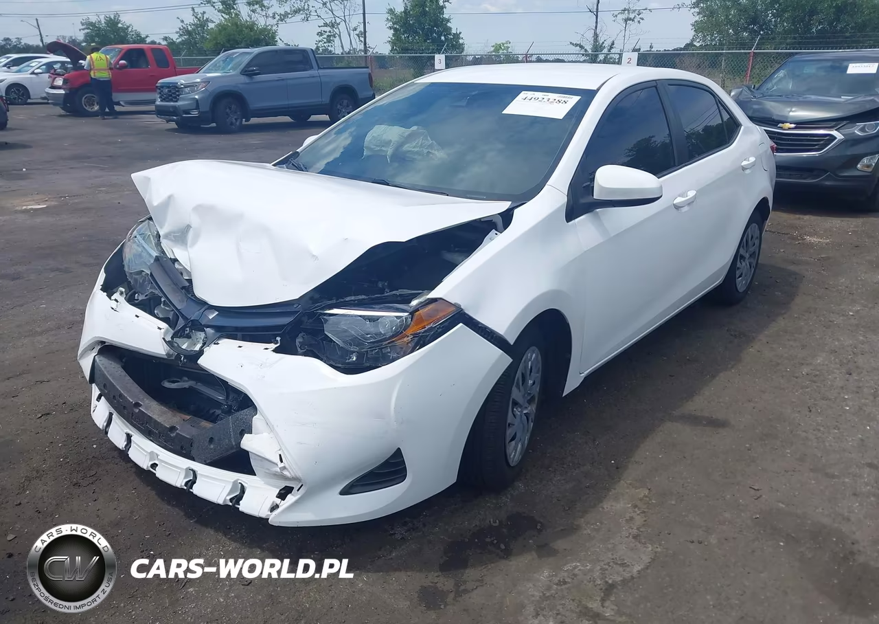 2019 Toyota Corolla Le VIN:2T1BURHE6KC165559 - 2