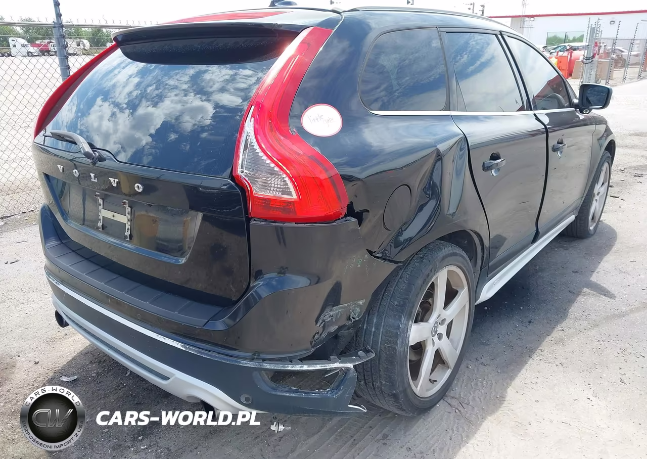 2012 Volvo Xc60 T6 Platinum VIN:YV4902DZ3C2263794 - 4