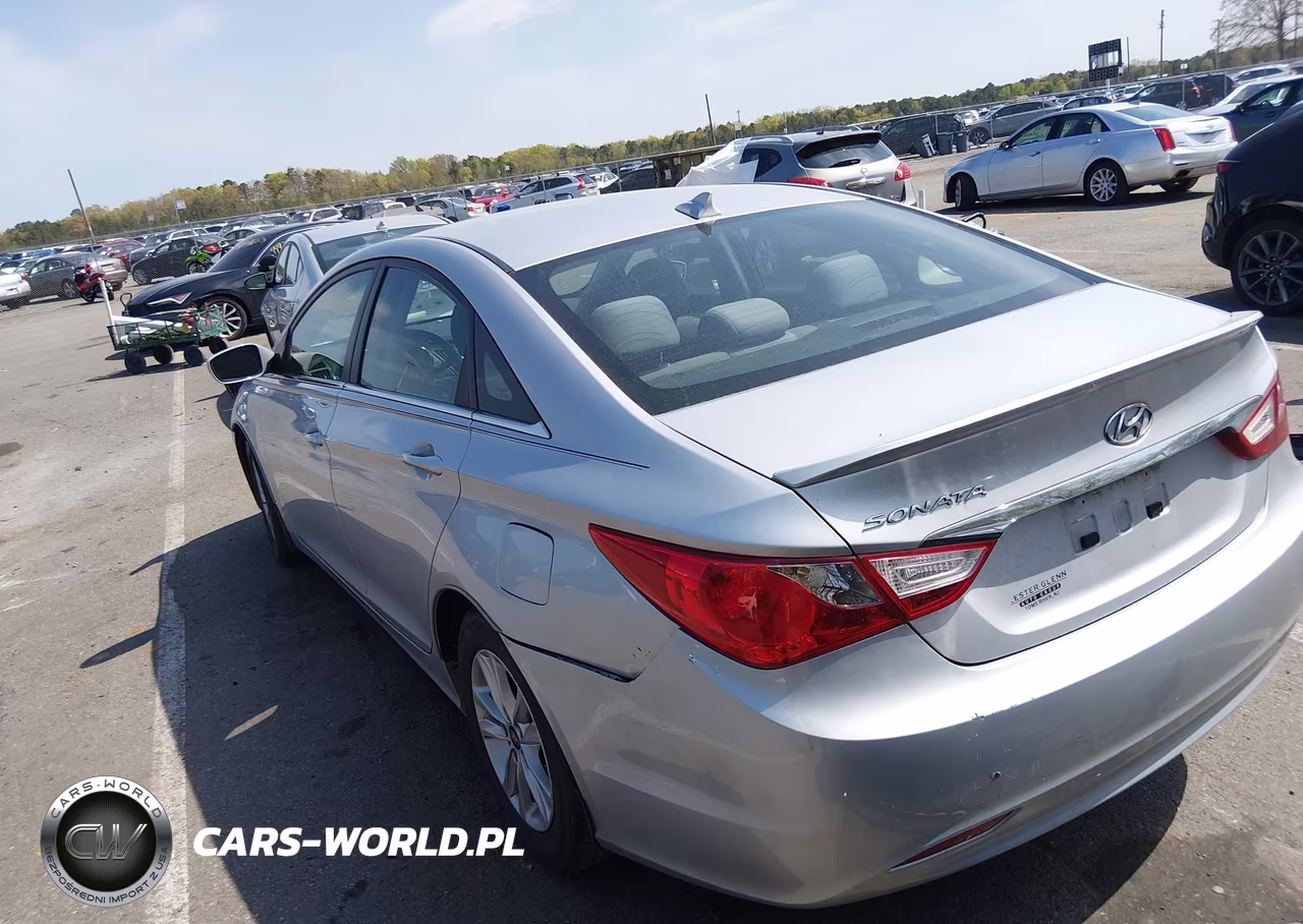 2013 Hyundai Sonata Gls VIN:5NPEB4AC5DH611666 - 3