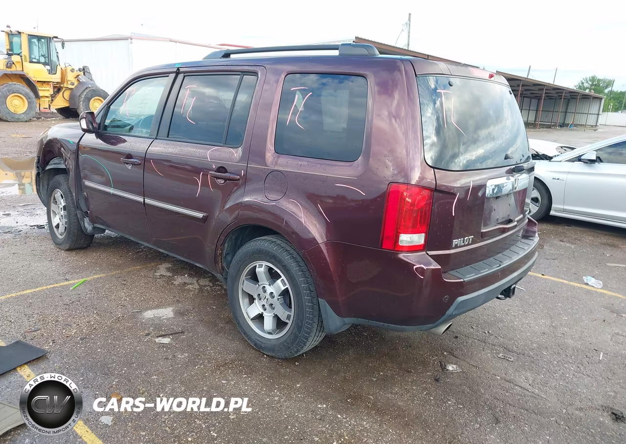 2010 Honda Pilot Touring VIN:5FNYF4H89AB008801 - 3