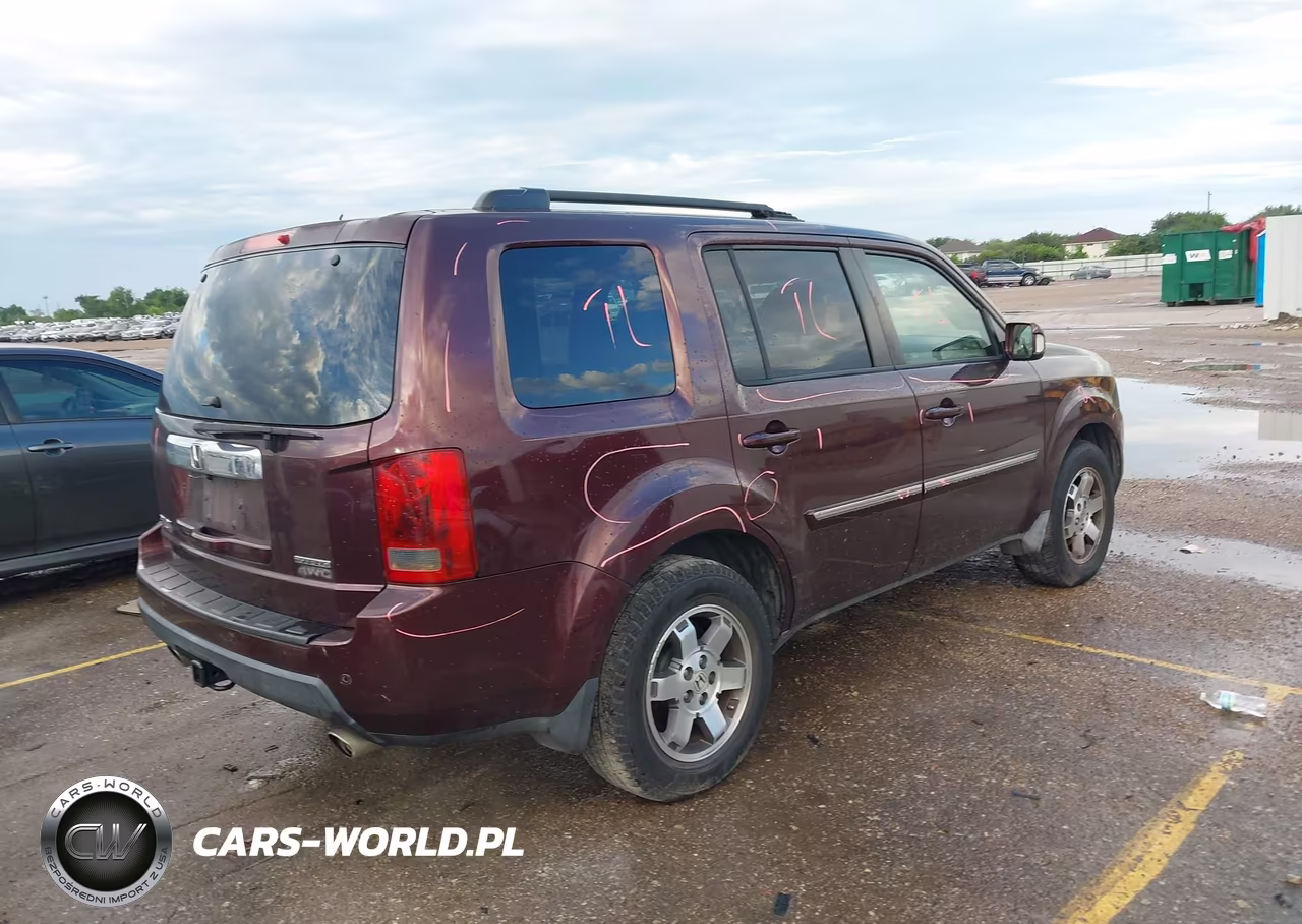 2010 Honda Pilot Touring VIN:5FNYF4H89AB008801 - 4