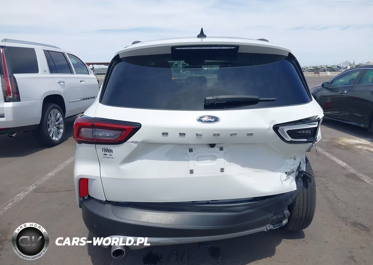 2024 Ford Escape Phev VIN:1FMCU0E16RUA15381 - 17