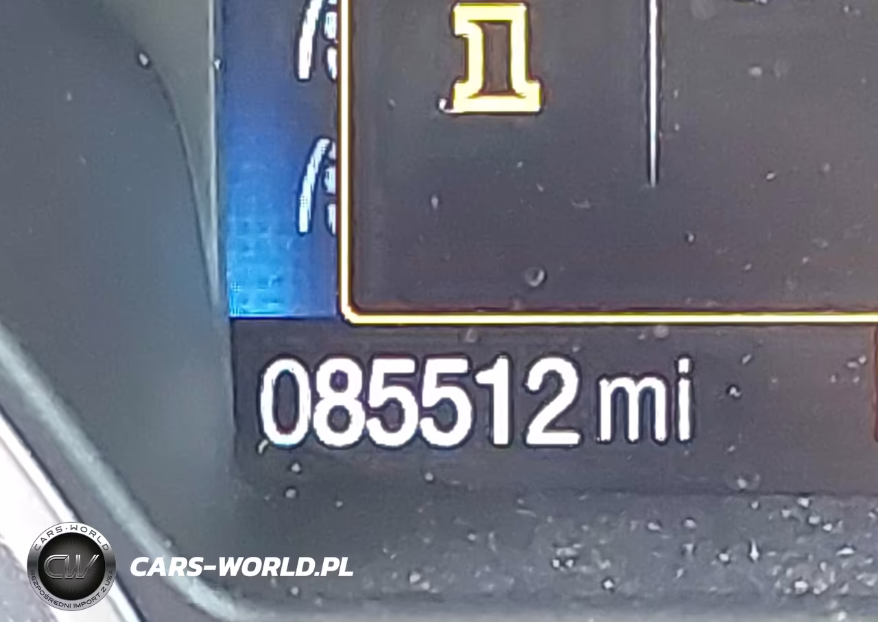2017 Ford Escape Titanium VIN:1FMCU0J94HUB50059 - 15