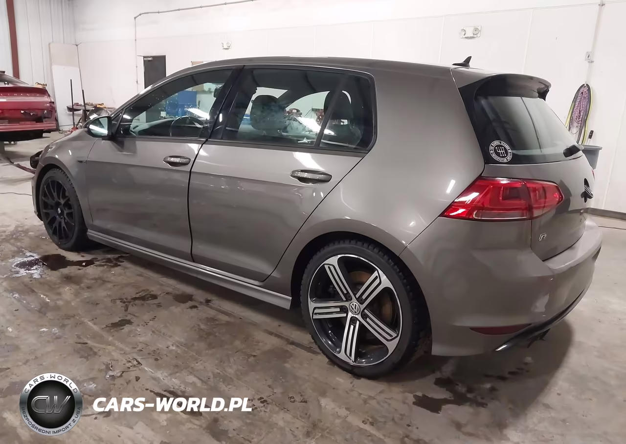 2016 Volkswagen Golf R 4-Door VIN:WVWUF7AU0GW139224 - 3