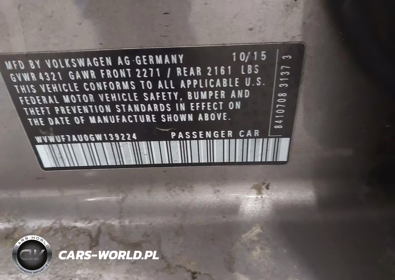 2016 Volkswagen Golf R 4-Door VIN:WVWUF7AU0GW139224 - 9