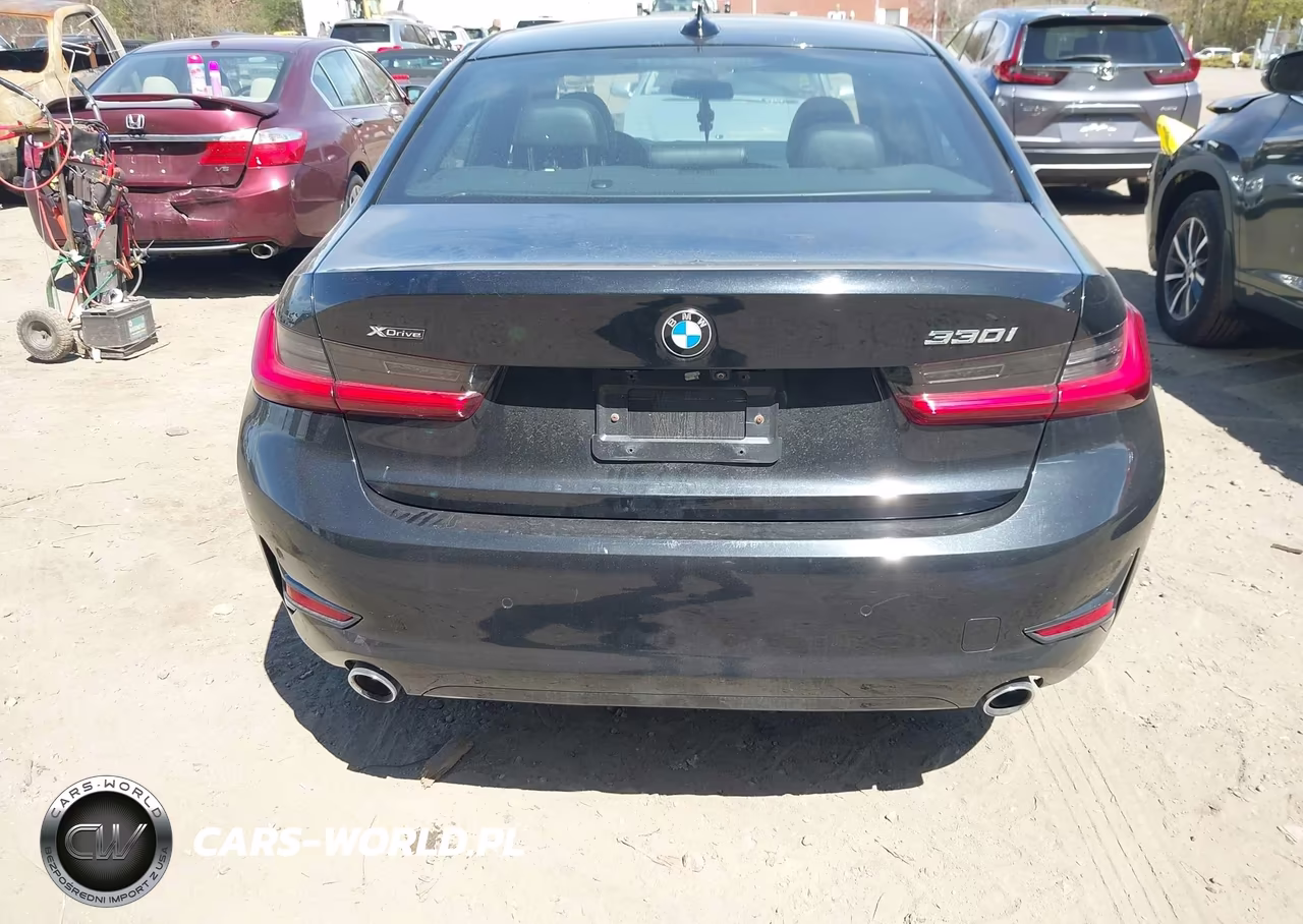 2019 BMW 330I xDrive VIN:WBA5R7C59KFH05679 - 16