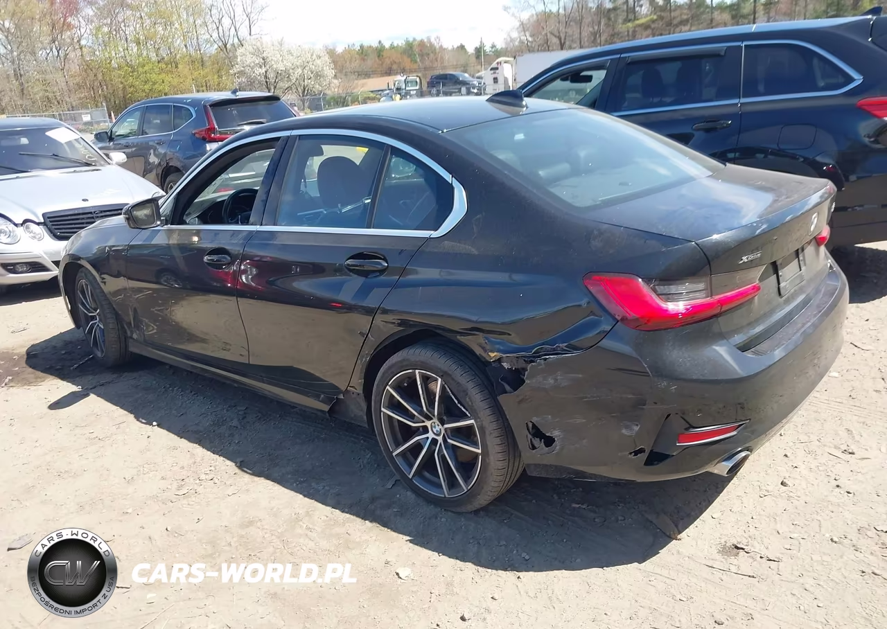 2019 BMW 330I xDrive VIN:WBA5R7C59KFH05679 - 3