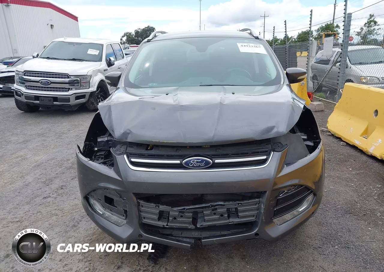 2016 Ford Escape Titanium VIN:1FMCU9J92GUC60305 - 13