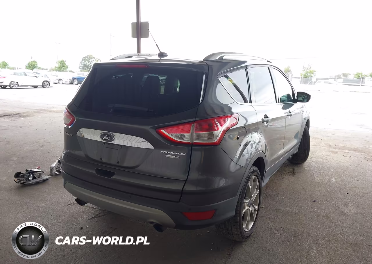 2016 Ford Escape Titanium VIN:1FMCU9J92GUC60305 - 4