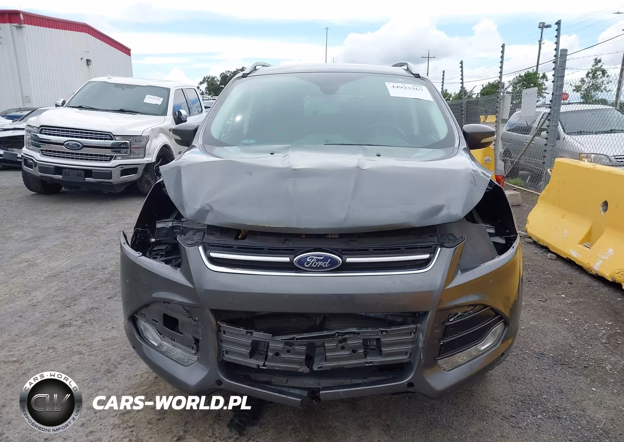 2016 Ford Escape Titanium VIN:1FMCU9J92GUC60305 - 6