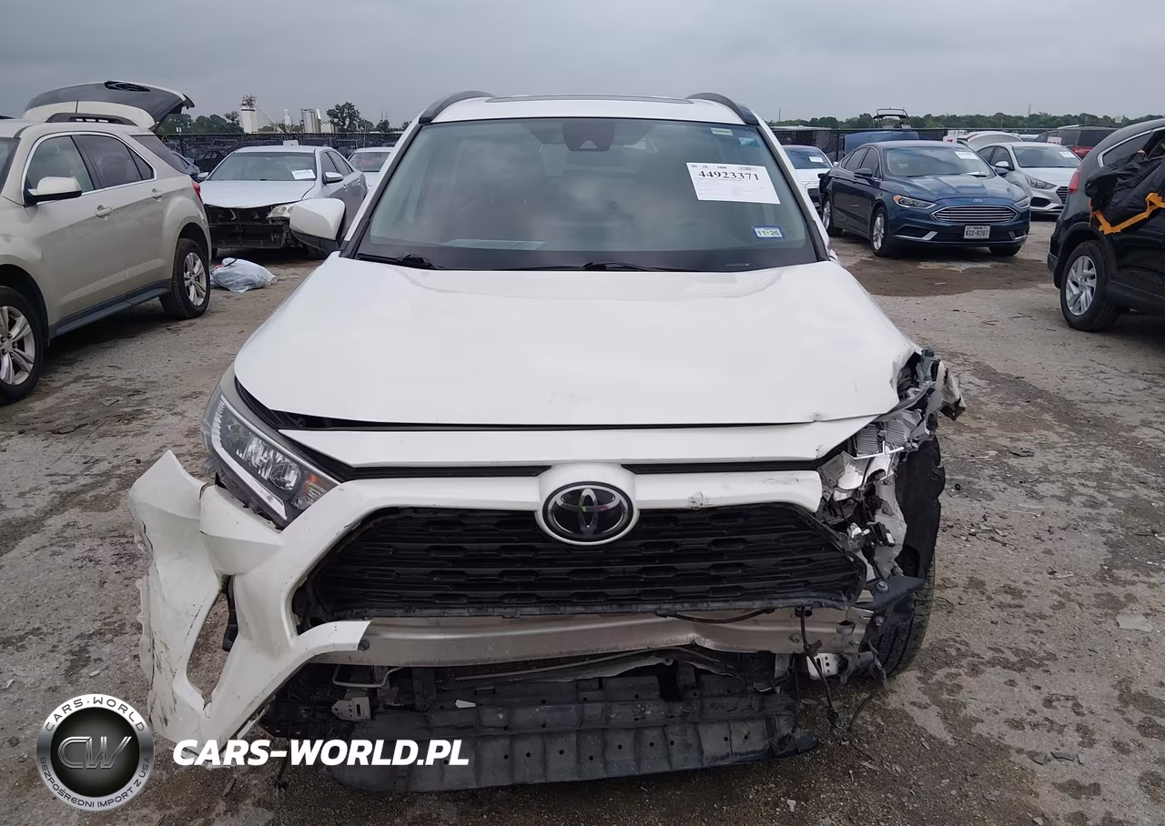 2021 Toyota Rav4 Xle Premium VIN:2T3C1RFV2MW112429 - 13