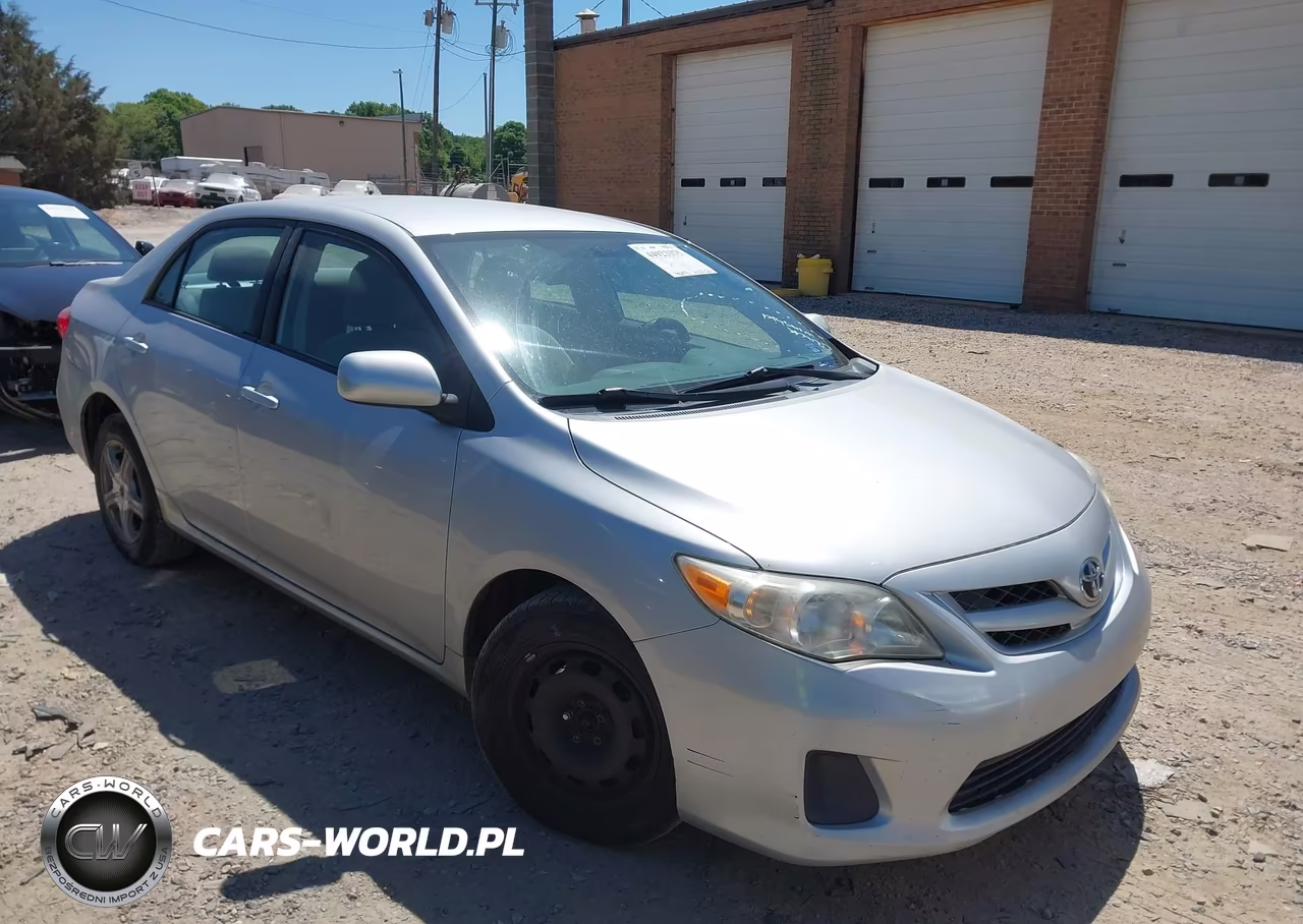 2011 Toyota Corolla Le – zdjęcie 1 z 16