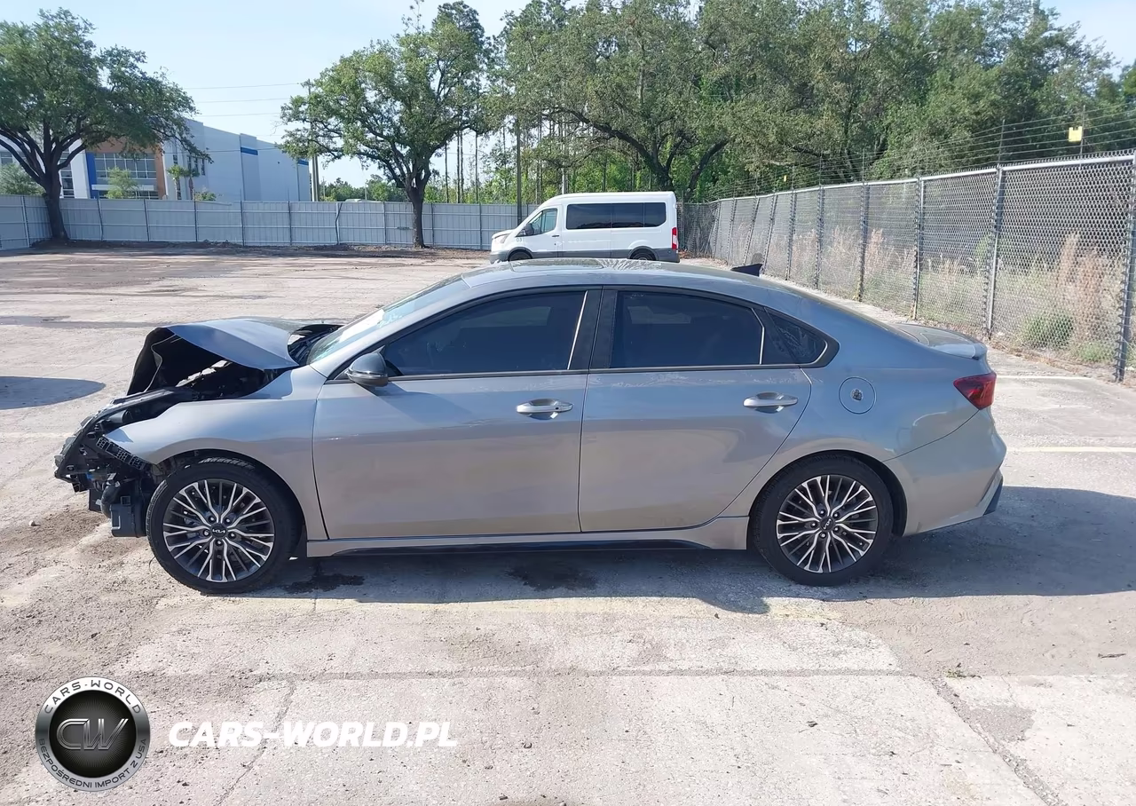 2022 Kia Forte Gt-Line VIN:3KPF54AD8NE489363 - 14