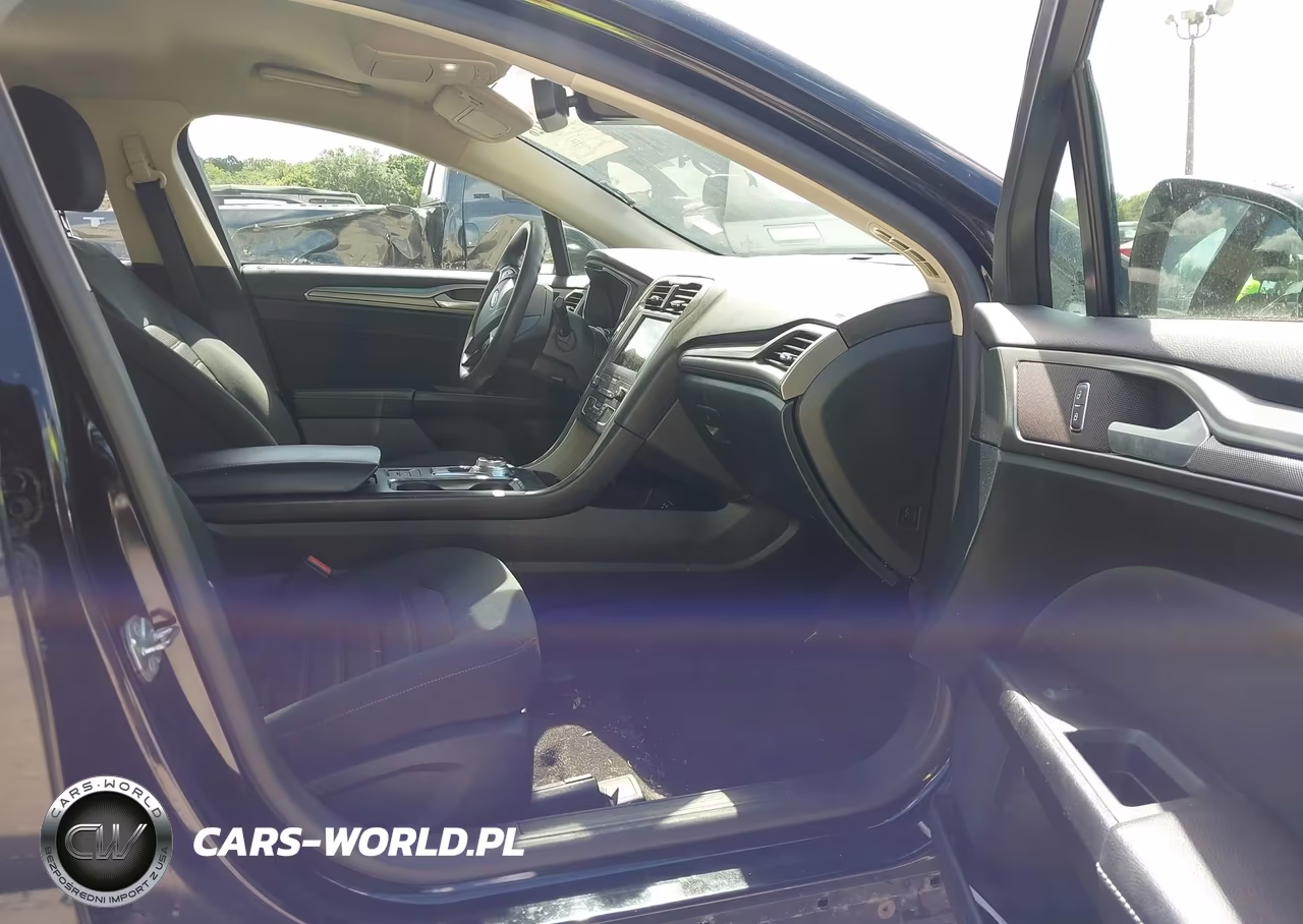 2020 Ford Fusion Se VIN:3FA6P0HD6LR109361 - 5