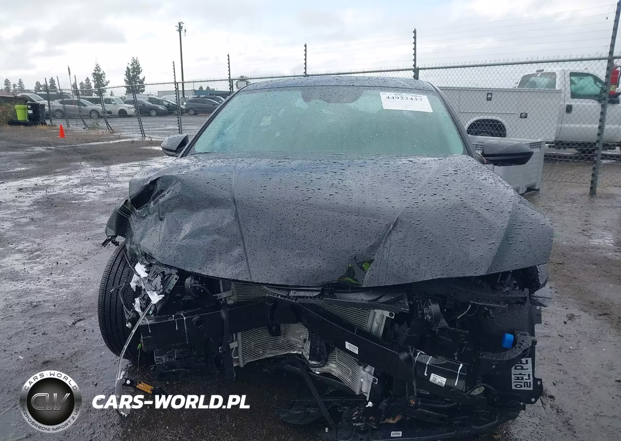 2026 Hyundai Elantra Hybrid Blue VIN:KMHLM4DJ2TU198164 - 12
