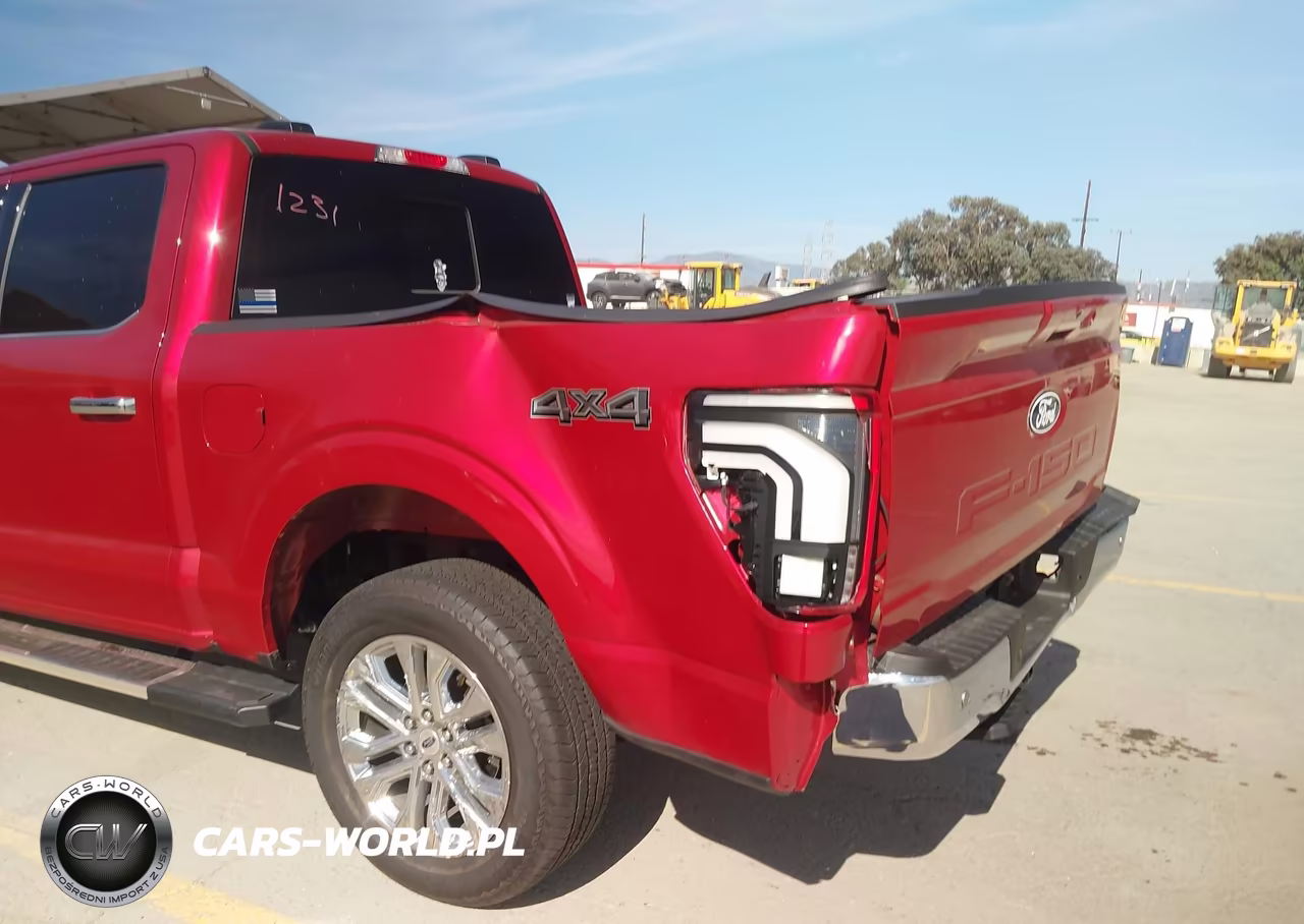 2025 Ford F-150 Lariat VIN:1FTFW5L85SFB32565 - 17