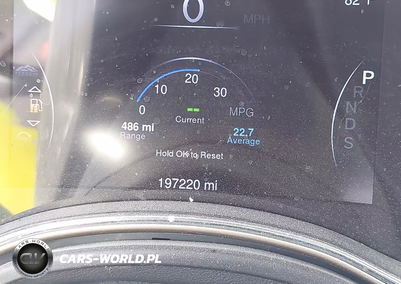 2015 Jeep Grand Cherokee Laredo VIN:1C4RJFAG6FC827902 - 16