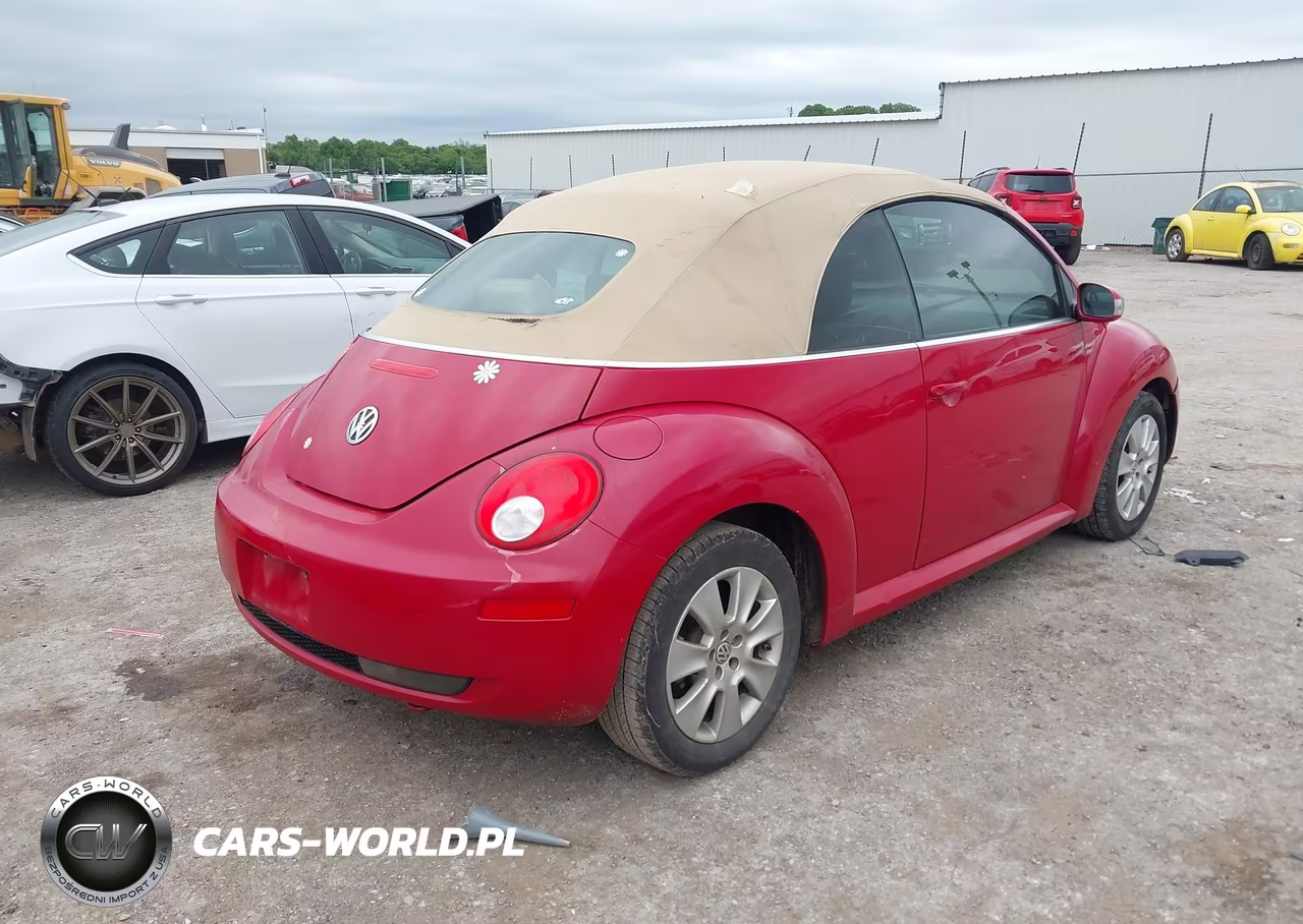 2010 Volkswagen New Beetle 2.5L VIN:3VWRW3AL1AM002786 - 4