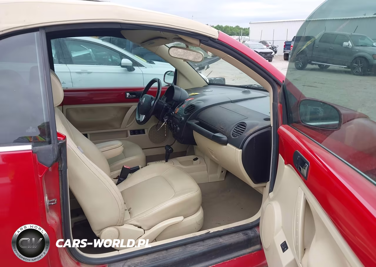 2010 Volkswagen New Beetle 2.5L VIN:3VWRW3AL1AM002786 - 5